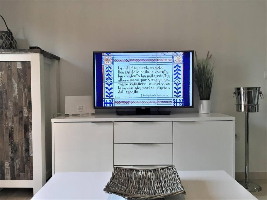 Modern 1 Bedroom Apartment, In La Cala De Mijas Ngoại thất bức ảnh