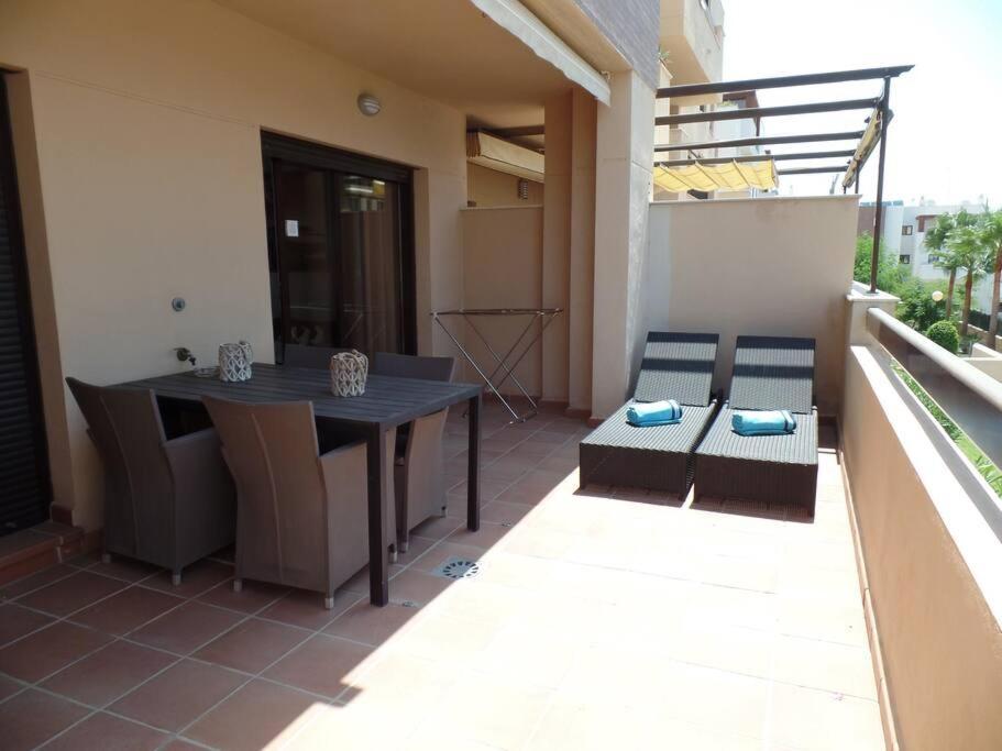 Modern 1 Bedroom Apartment, In La Cala De Mijas Ngoại thất bức ảnh